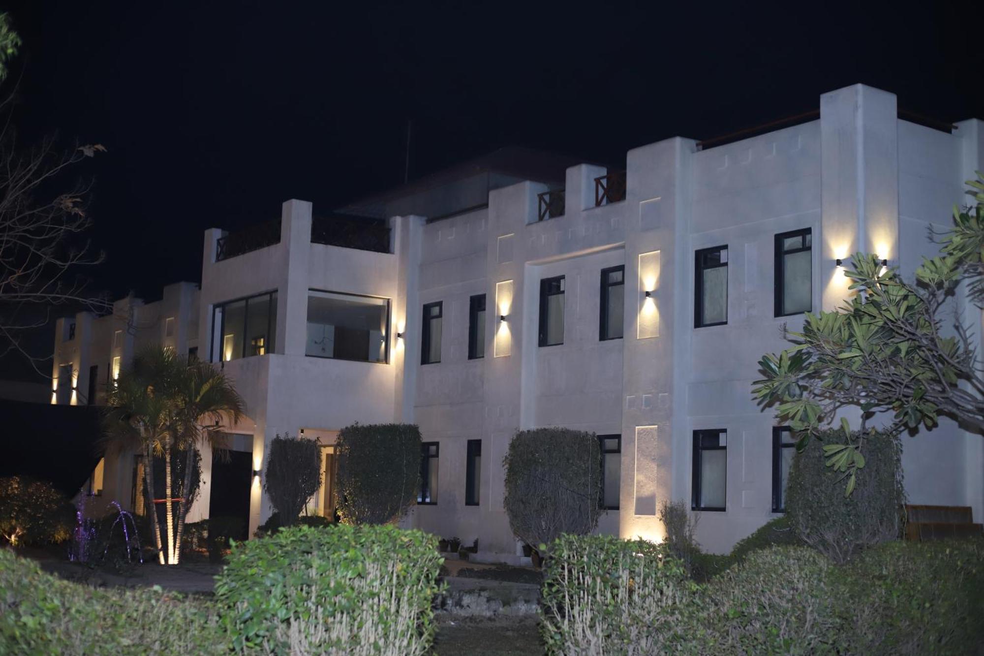 Pink Villa Boutique Hotel Mirát Kültér fotó
